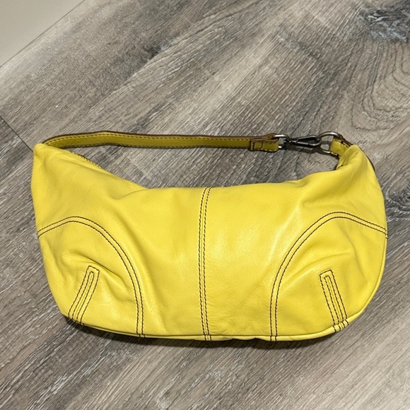 Free People Real World Leather Yellow Leather Shoulder Bag - Picture 2 of 7